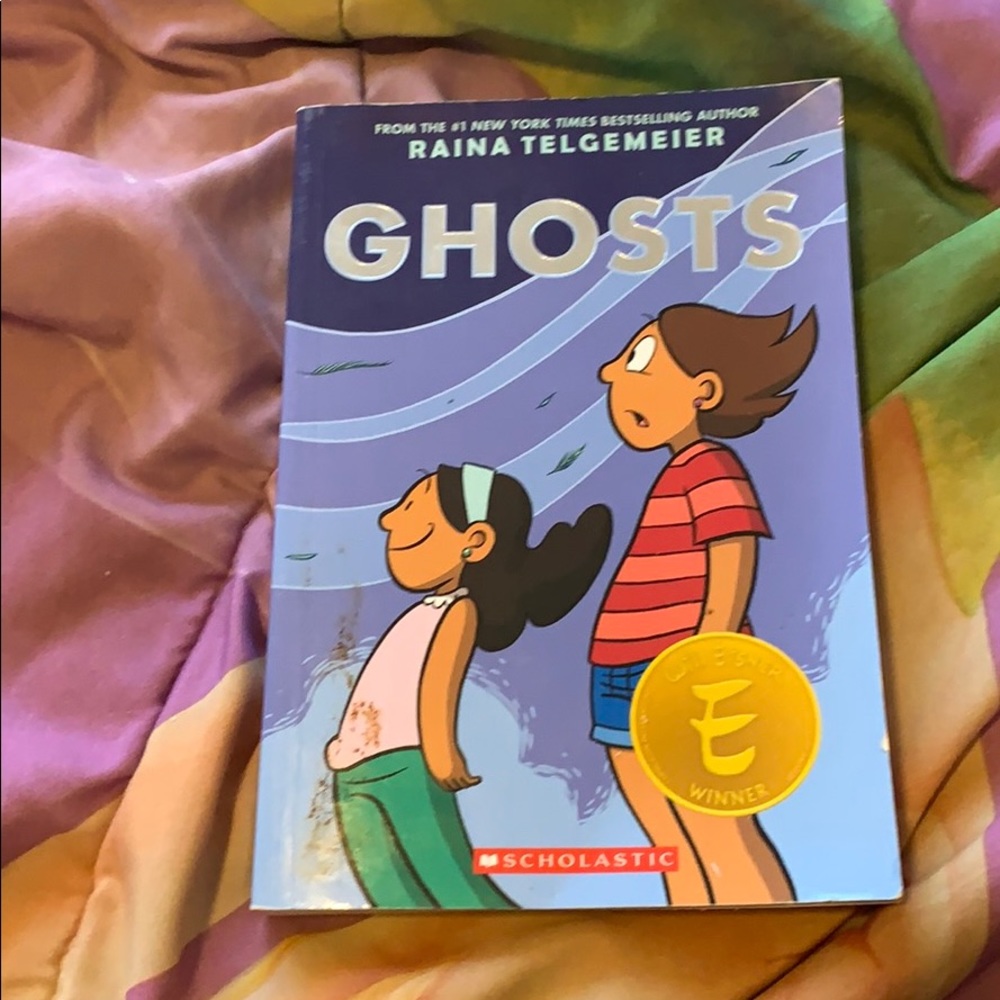 Books - Picture 6 of 9
